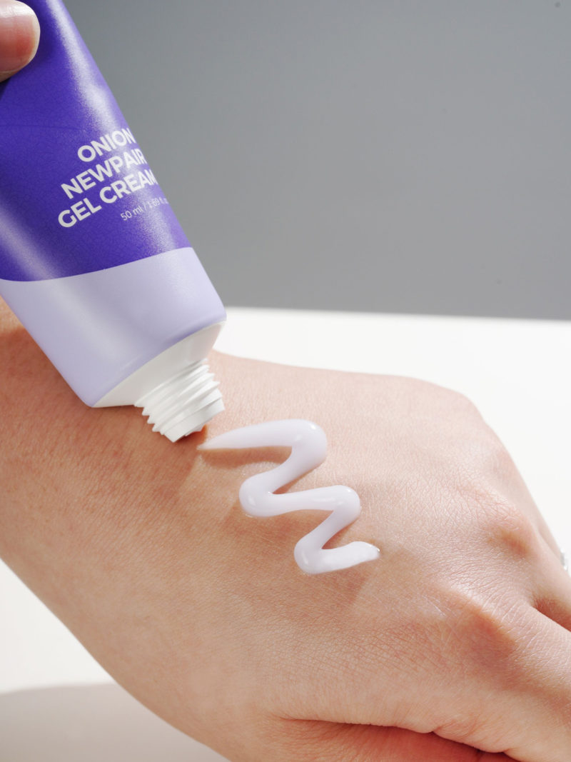 ISNTREE - Onion Newpair Gel Cream